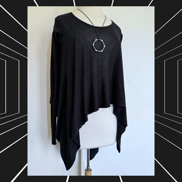 LULULEMON Enlightened Black Asymmetrical Pullover Thumbholes Sweater Top - Picture 1 of 10